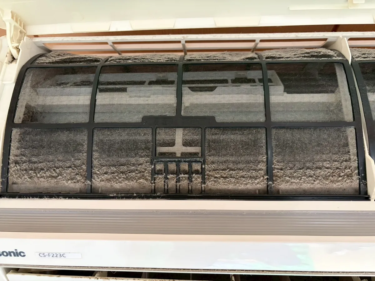 内部のカビ汚れ