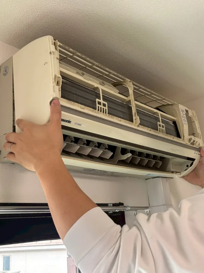 中野区 壁掛けエアコン通常分解クリーニング